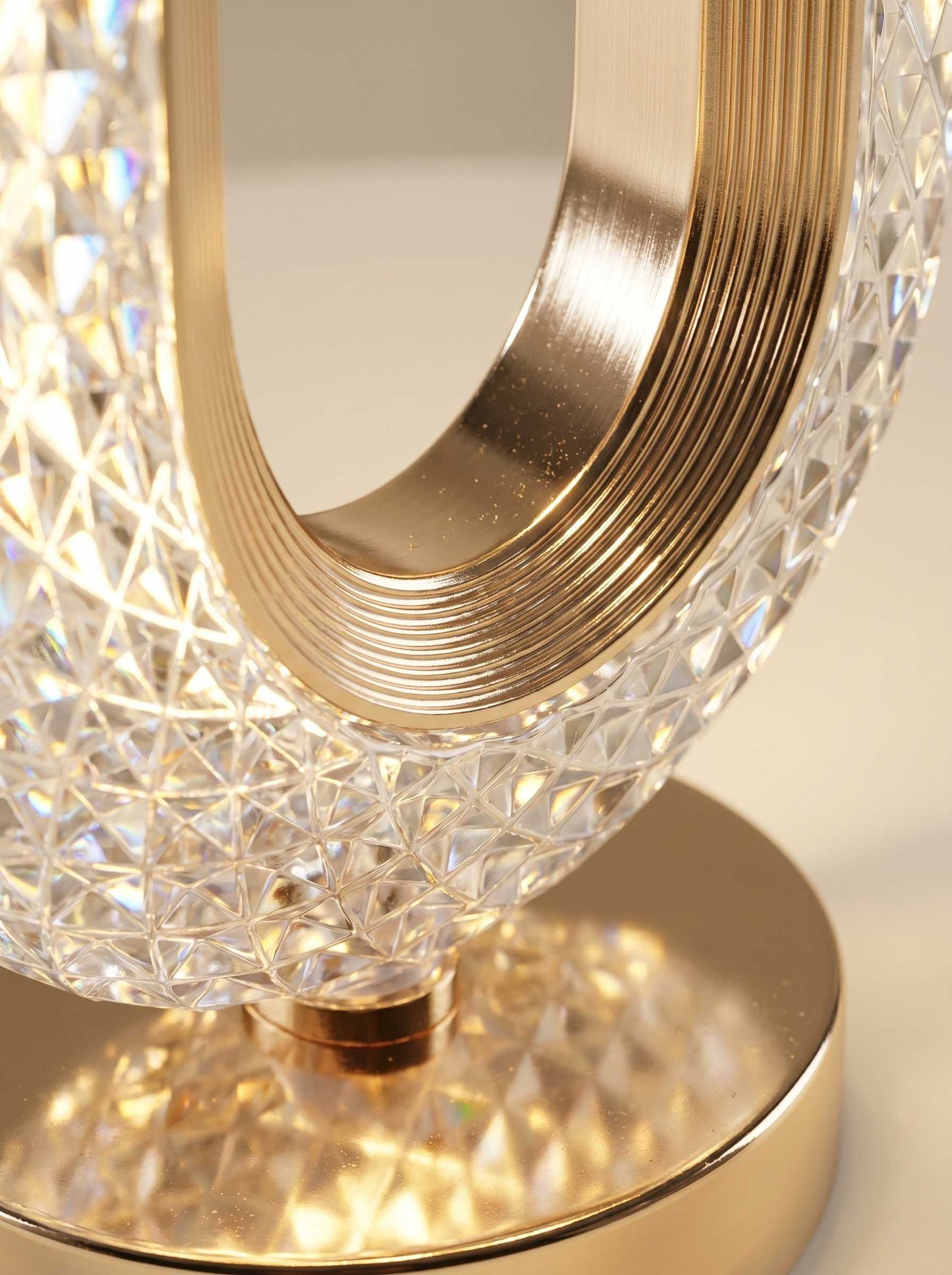 Crystal Glow Oval – Luxury Ambient Lamp